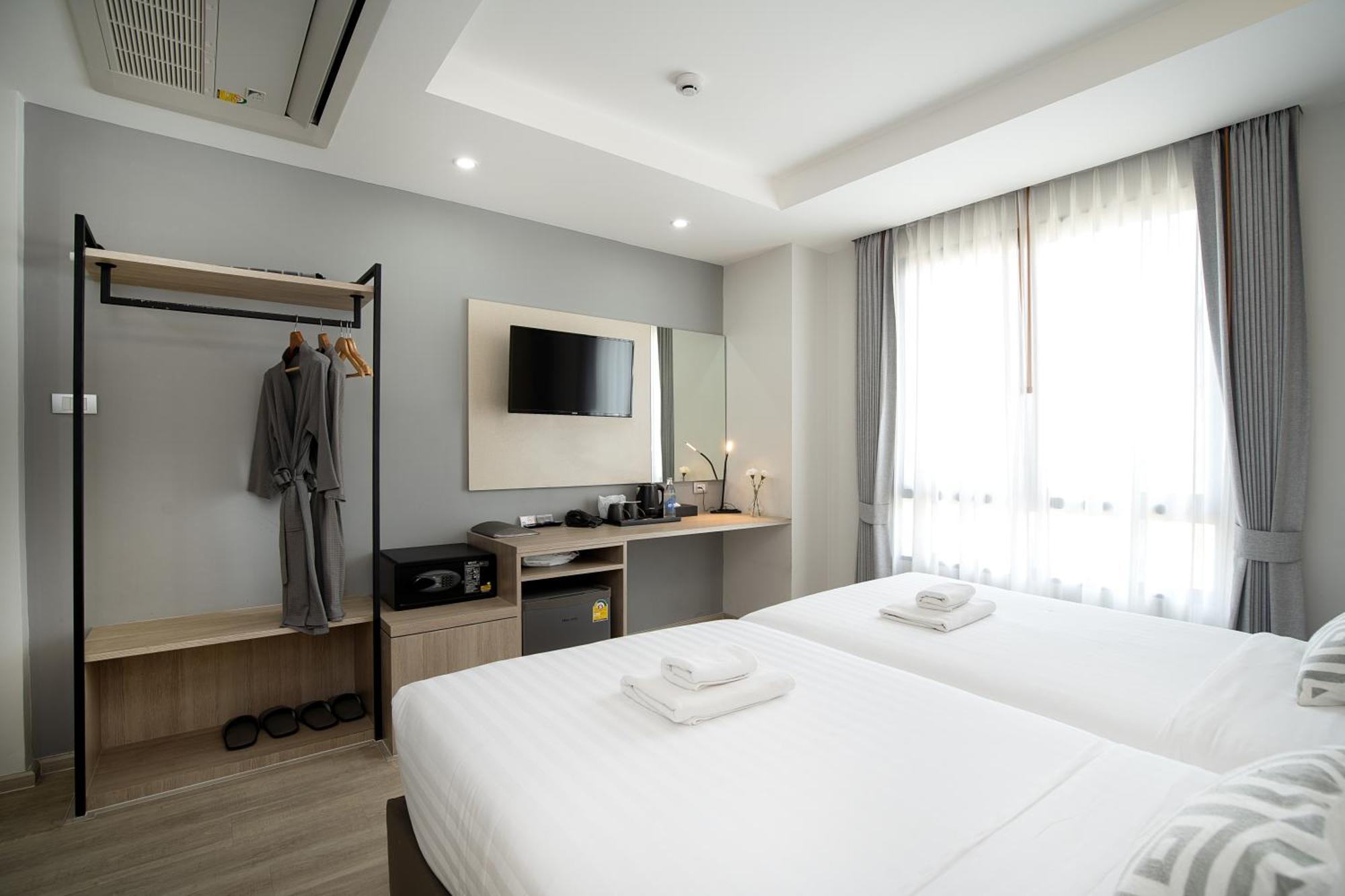 The Riski Hotel At Bangphlat Station Sha Bangkok Zewnętrze zdjęcie