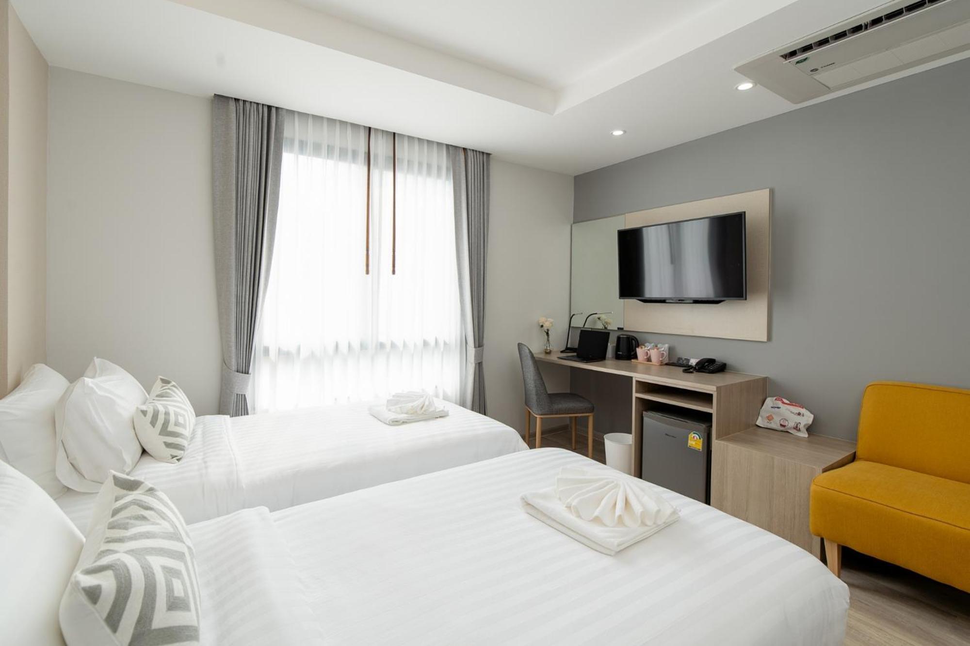 The Riski Hotel At Bangphlat Station Sha Bangkok Zewnętrze zdjęcie